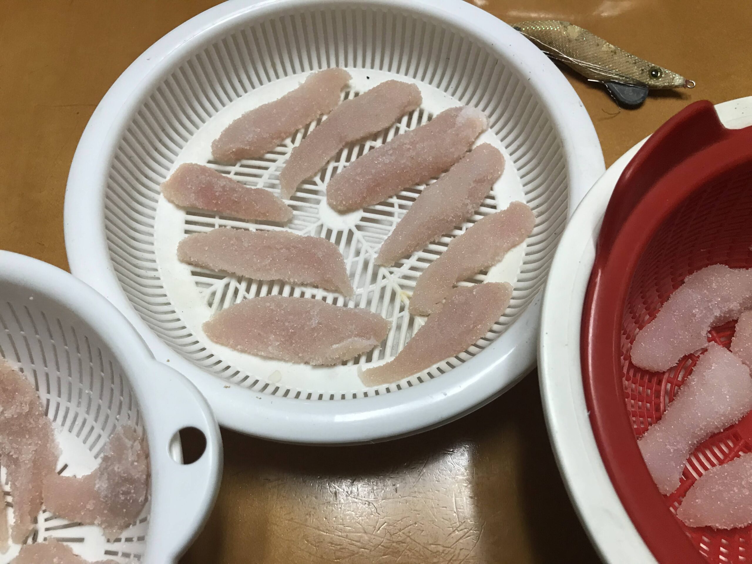 エサ持ちバツグン ヤリイカ釣りの塩ササミ 鳥胸肉代用 の作り方 おかず釣りたい